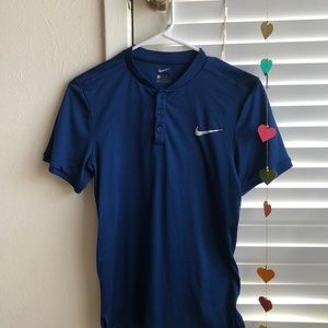 Nike gym shirt